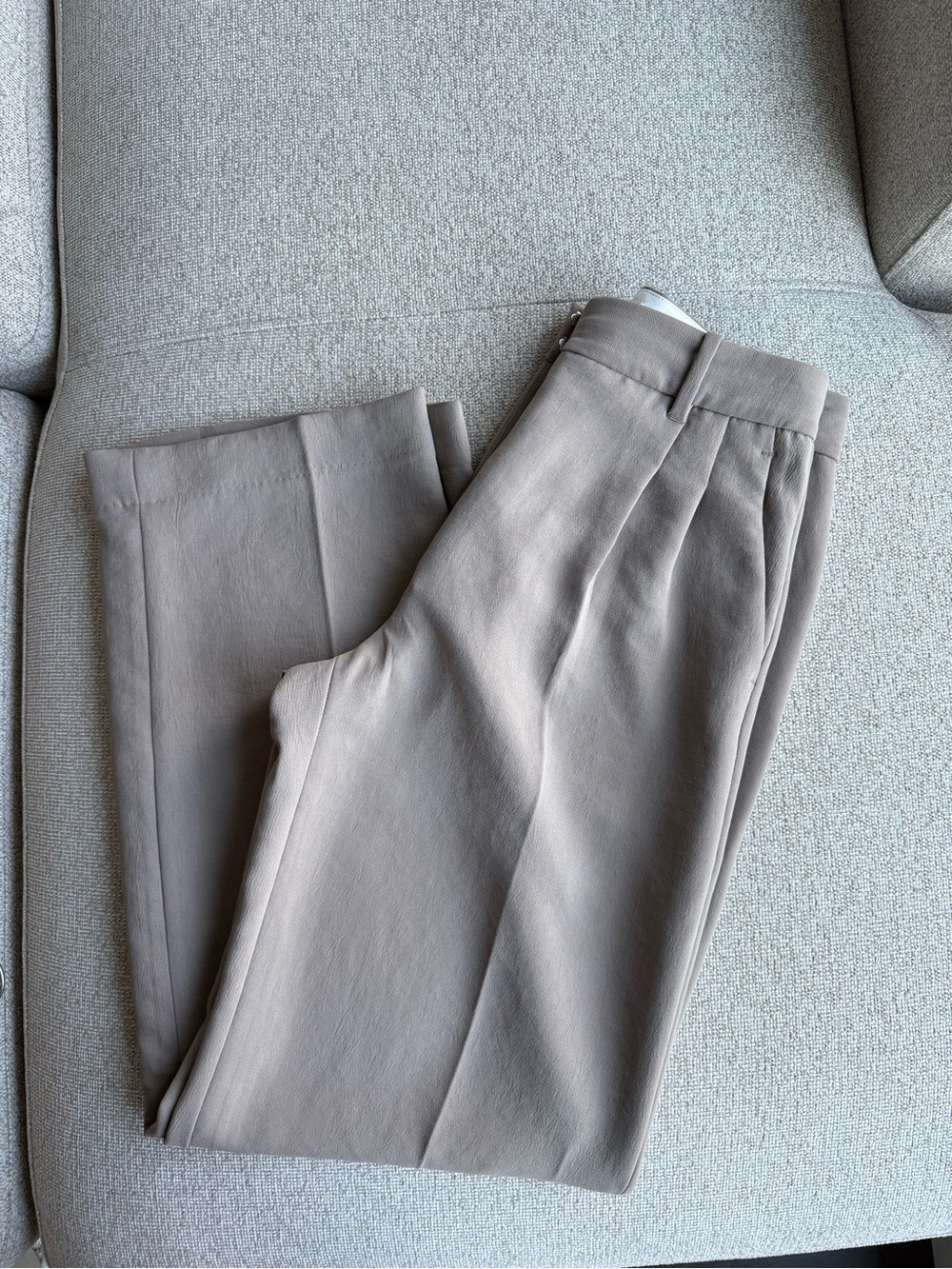 Aritzia Women's Taupe Effortless Pants